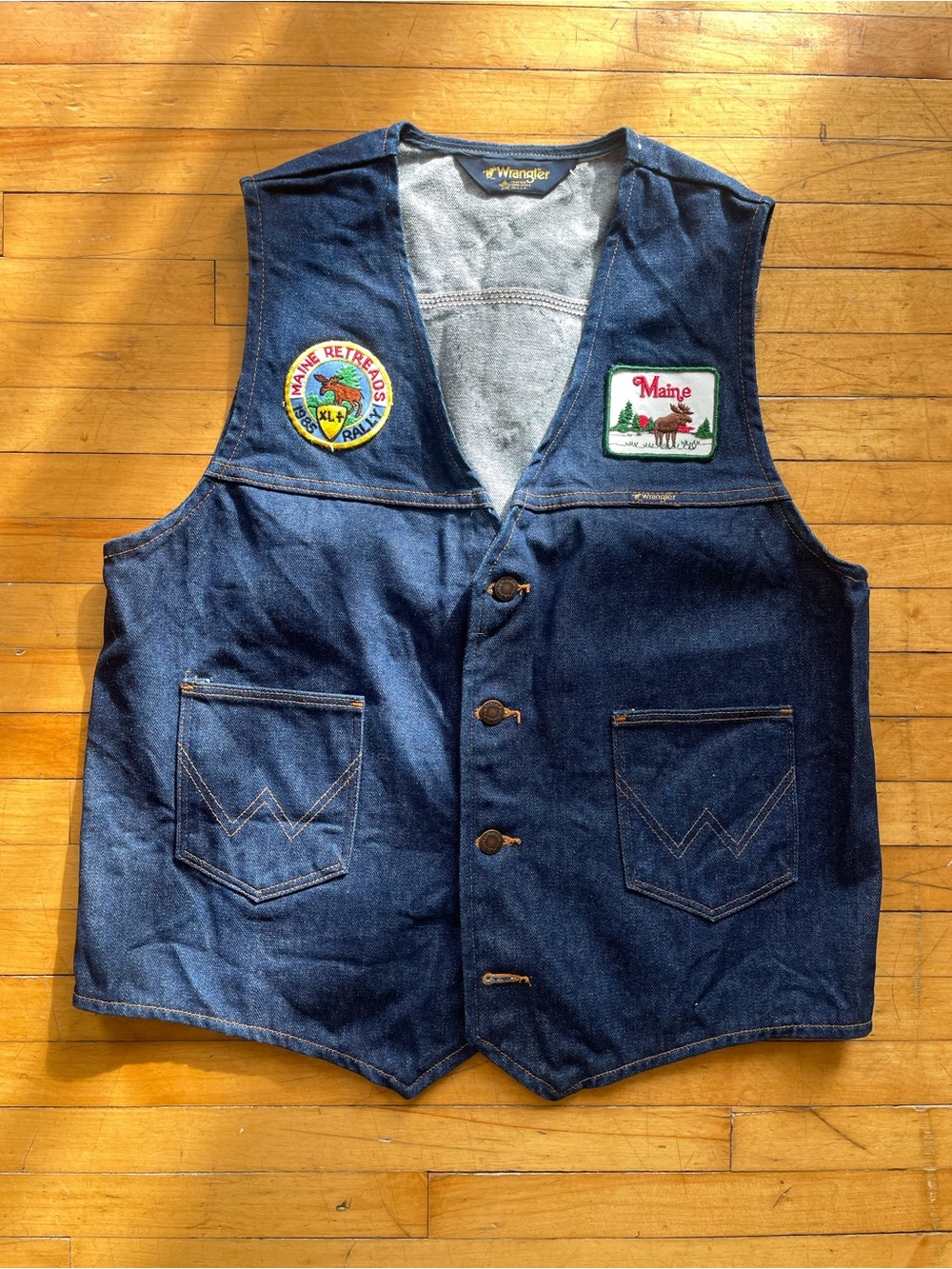 Vintage 1980's Wrangler Moose Hunter Denim Vest Maine Patches
